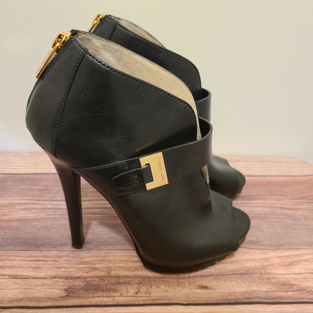 Michael Kors Black Open Toe Heels Size 51/2